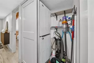 8046 SW 21st Ct, Davie, FL 33324 - Photo 16