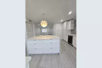 17324 NW 74th Ave #102, Hialeah, FL 33015 - Photo 8