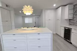 17324 NW 74th Ave, Hialeah, FL 33015 - Photo 8