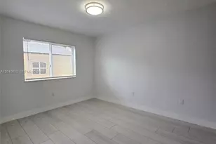17324 NW 74th Ave, Hialeah, FL 33015 - Photo 16