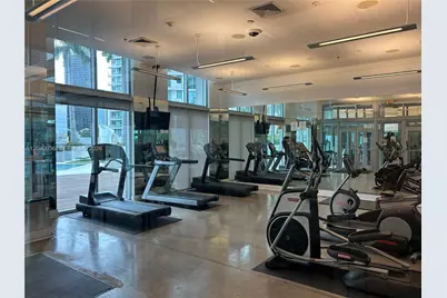 90 SW 3rd St #3610, Miami, FL 33130 - Photo 38