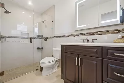 11700 NW 14th St, Pembroke Pines, FL 33026 - Photo 22