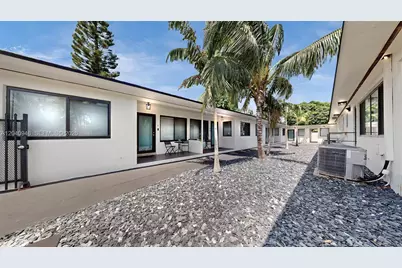 101 W 11th St #4, Hialeah, FL 33010 - Photo 6