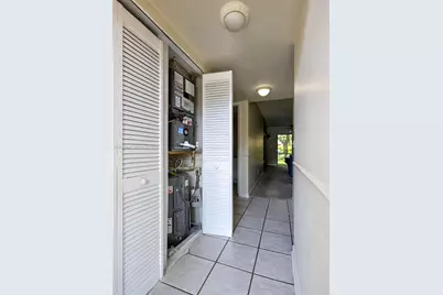 15718 E Waterside Cir #105, Sunrise, FL 33326 - Photo 44