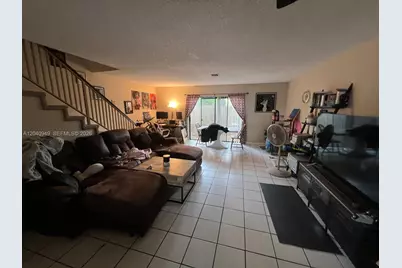 7983 NW 35th Ct #6, Coral Springs, FL 33065 - Photo 4