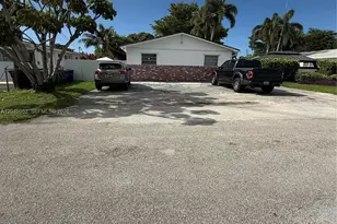 500 SW 7th St, Hallandale Beach, FL 33009 - Photo 12