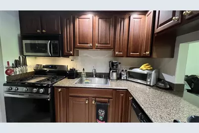 13120 SW 92nd Ave #B-209, Miami, FL 33176 - Photo 8