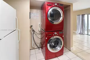 6336 Boulevard of Champions, North Lauderdale, FL 33068 - Photo 22