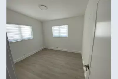 1170 NW 25th St #1170, Miami, FL 33127 - Photo 10