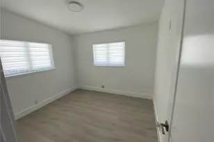 1170 NW 25th St, Miami, FL 33127 - Photo 10