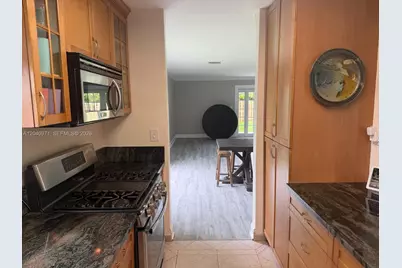 12551 SW 35th St, Miami, FL 33175 - Photo 8