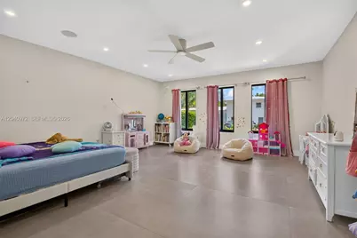 645 NE 53rd St, Miami, FL 33137 - Photo 22