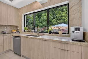 645 NE 53rd St, Miami, FL 33137 - Photo 20