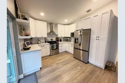 [Address not provided], Pembroke Pines, FL 33029 - Photo 12