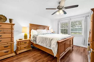 300 SW 130th Terrace, Pembroke Pines, FL 33027 - Photo 14