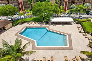 300 SW 130th Terrace, Pembroke Pines, FL 33027 - Photo 28