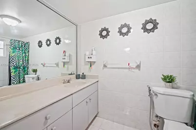 7817 W 36th Ave #101, Hialeah, FL 33018 - Photo 10