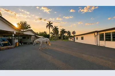 19790 SW 136th St, Miami, FL 33196 - Photo 14