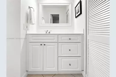 1817 S Ocean Dr #620, Hallandale Beach, FL 33009 - Photo 10