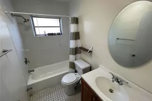 1450 Atlantic Shores Blvd, Hallandale Beach, FL 33009 - Photo 22