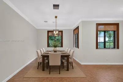 2767 Kinsington Cir #8-4, Weston, FL 33332 - Photo 10