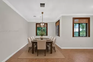 2767 Kinsington Cir, Weston, FL 33332 - Photo 10