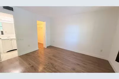 9262 NW 1st St #205, Pembroke Pines, FL 33024 - Photo 8