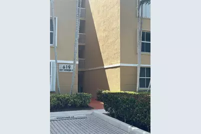 619 E Sheridan St #105, Dania Beach, FL 33004 - Photo 2
