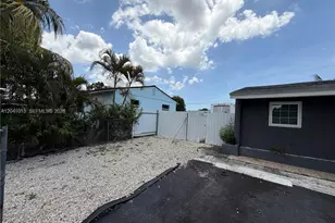2300 SW 43rd Ave, Fort Lauderdale, FL 33317 - Photo 2