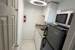 2300 SW 43rd Ave, Fort Lauderdale, FL 33317 - Photo 20