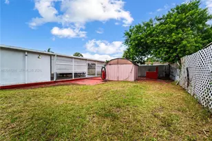 11941 SW 4th St, Miami, FL 33184 - Photo 30