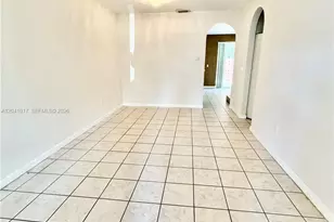 5770 NW 113th Pl, Doral, FL 33178 - Photo 2