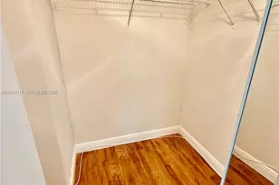 5770 NW 113th Pl, Doral, FL 33178 - Photo 12