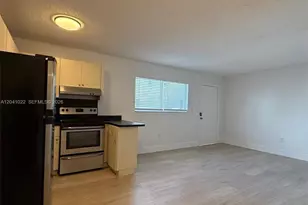 131 NW 77th St, Miami, FL 33150 - Photo 6