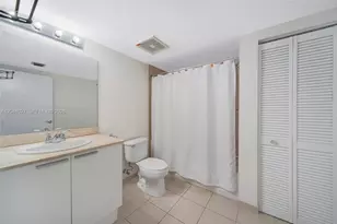 16699 Collins Ave, Sunny Isles Beach, FL 33160 - Photo 20