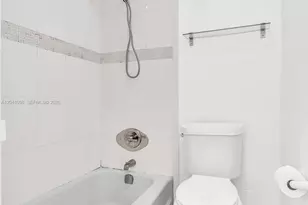 2020 NE 135th St, North Miami, FL 33181 - Photo 40