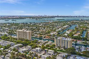 2020 NE 135th St, North Miami, FL 33181 - Photo 30
