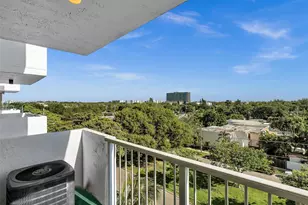 2020 NE 135th St, North Miami, FL 33181 - Photo 12