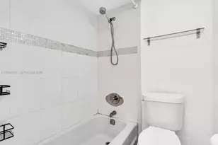 2020 NE 135th St, North Miami, FL 33181 - Photo 20