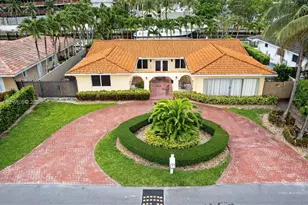 3220 NE 164th St, North Miami Beach, FL 33160 - Photo 4