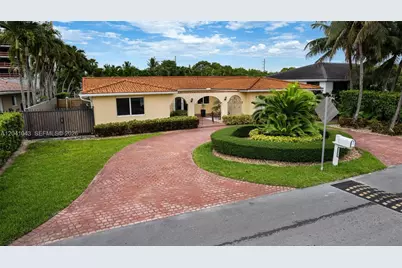 3220 NE 164th St, North Miami Beach, FL 33160 - Photo 6