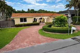 3220 NE 164th St, North Miami Beach, FL 33160 - Photo 6