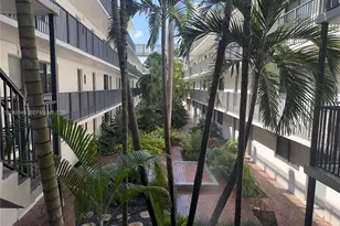 3242 Mary St, Miami, FL 33133 - Photo 4