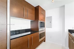 495 Brickell Ave, Miami, FL 33131 - Photo 16