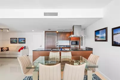 495 Brickell Ave #BAY807, Miami, FL 33131 - Photo 12