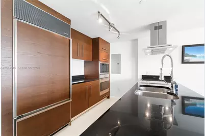 495 Brickell Ave #BAY807, Miami, FL 33131 - Photo 20