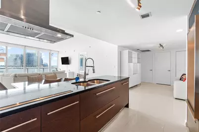 495 Brickell Ave #BAY807, Miami, FL 33131 - Photo 18