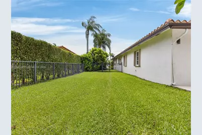 16641 Royal Poinciana Dr, Weston, FL 33326 - Photo 44