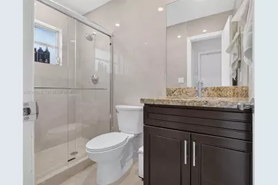 16641 Royal Poinciana Dr, Weston, FL 33326 - Photo 32