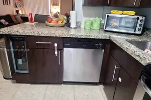703 Gardens Dr, Pompano Beach, FL 33069 - Photo 10